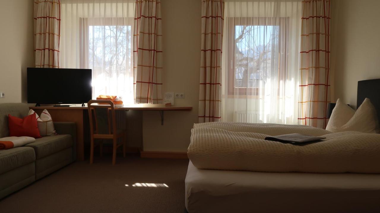 Hotel Garni Loewen Silz Eksteriør billede